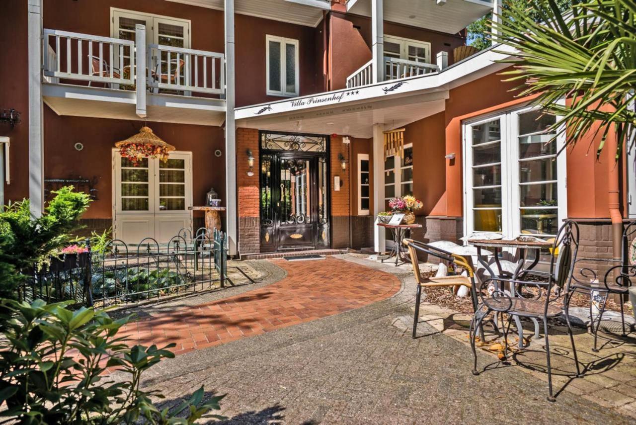 Villa Prinsenhof # Zestien Bergen Buitenkant foto